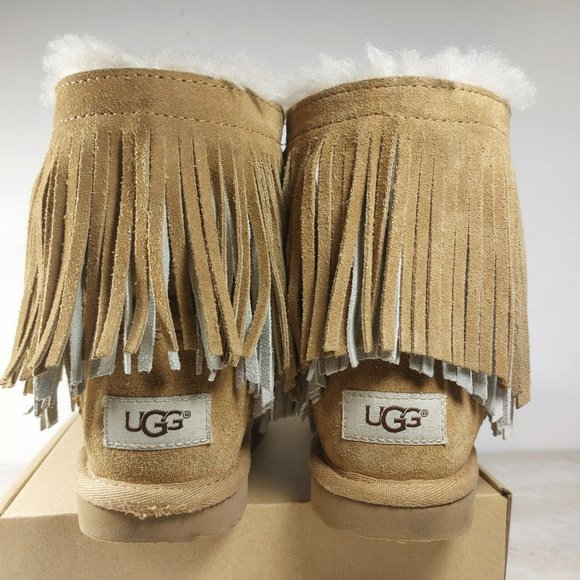UGG Girls Classic Short ll Fringe Chestnut Suede Boot Youth Size 12 - Picture 4 of 14
